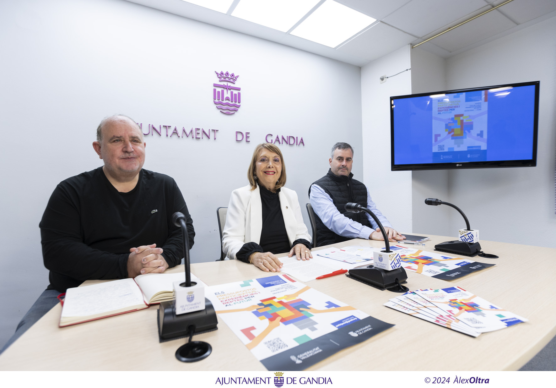 e1cdfee0574de931b4b83d17e63fd077840ce86e8fe5b4913cbe3e26b0fb375b